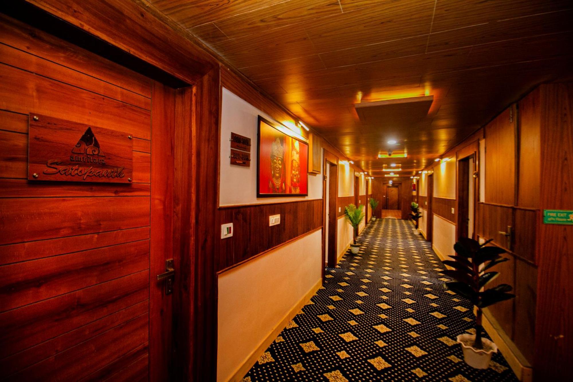 Hotel Amritara The Avadh Badrinath Exterior foto