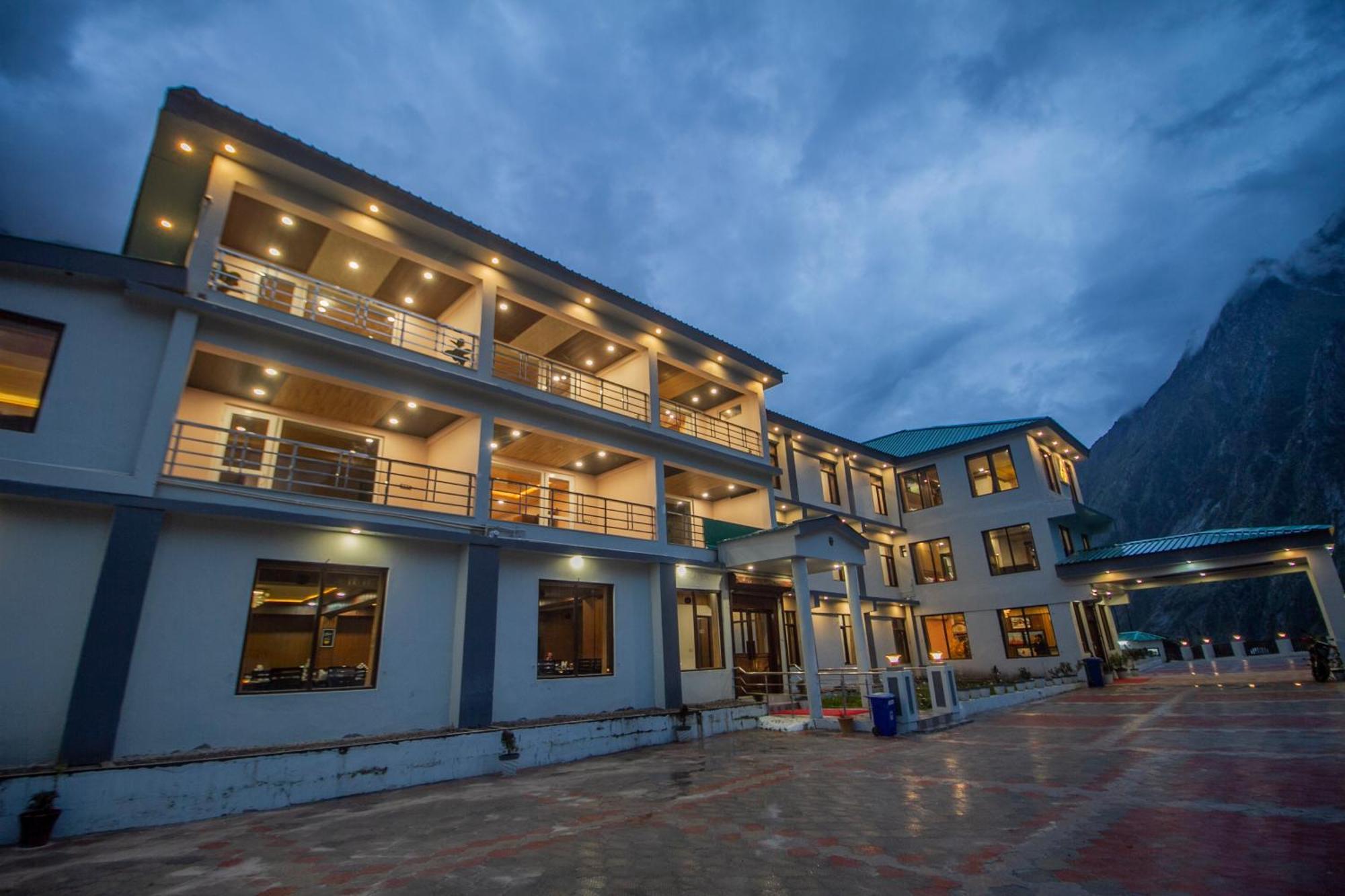 Hotel Amritara The Avadh Badrinath Exterior foto